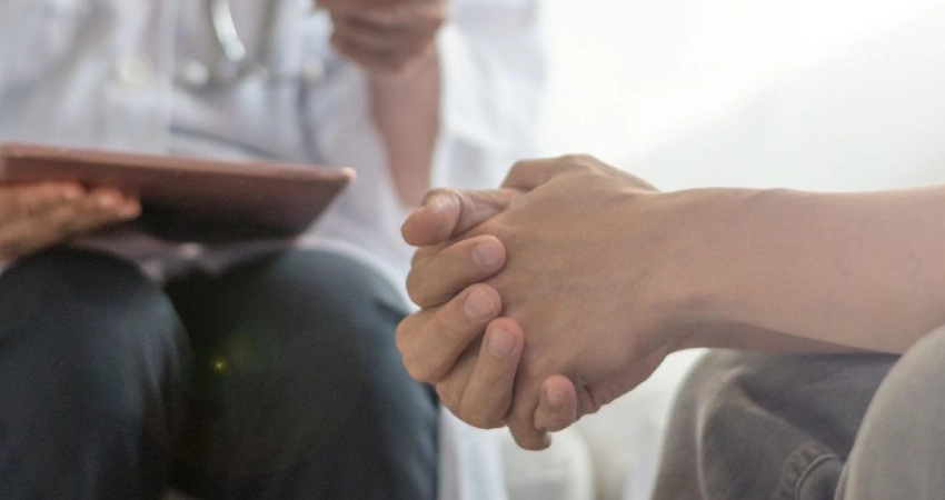 خطوات عملية لتجنّب الانتكاسة بعد التعافي من الإدمان