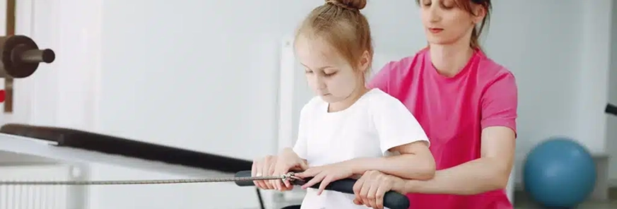 كم تستغرق مدة العلاج الطبيعي للأطفال؟